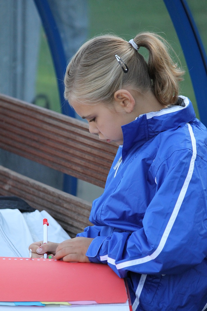 Wedstrijd 1 E2 092.JPG